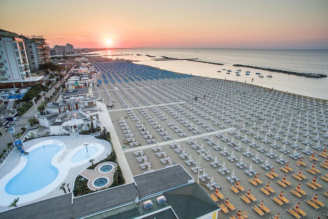 Hotel Clipper Cattolica Exterior foto